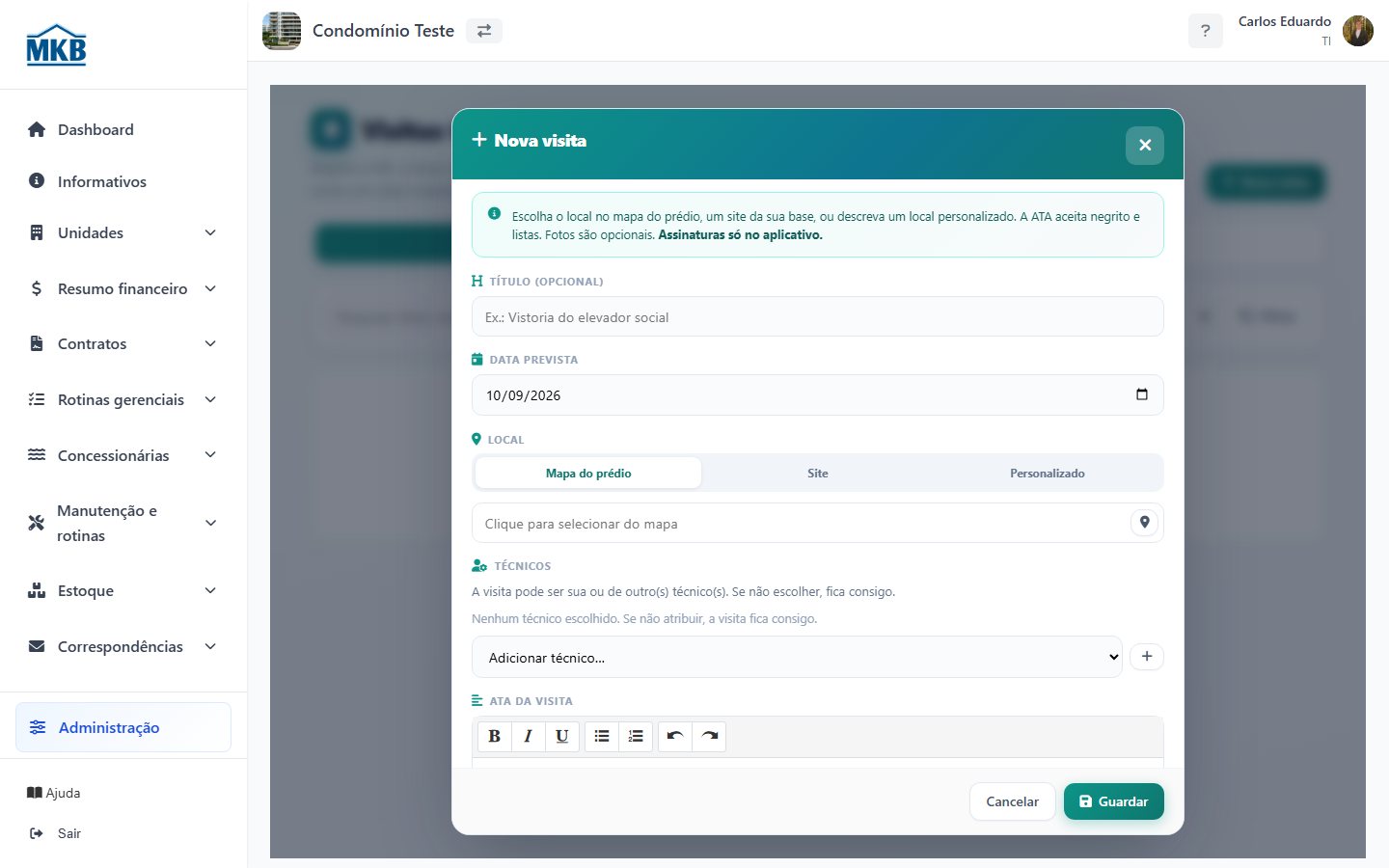 Formulário de nova visita técnica no computador.